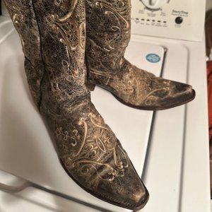 Corral Circle G Cowboy Boots
